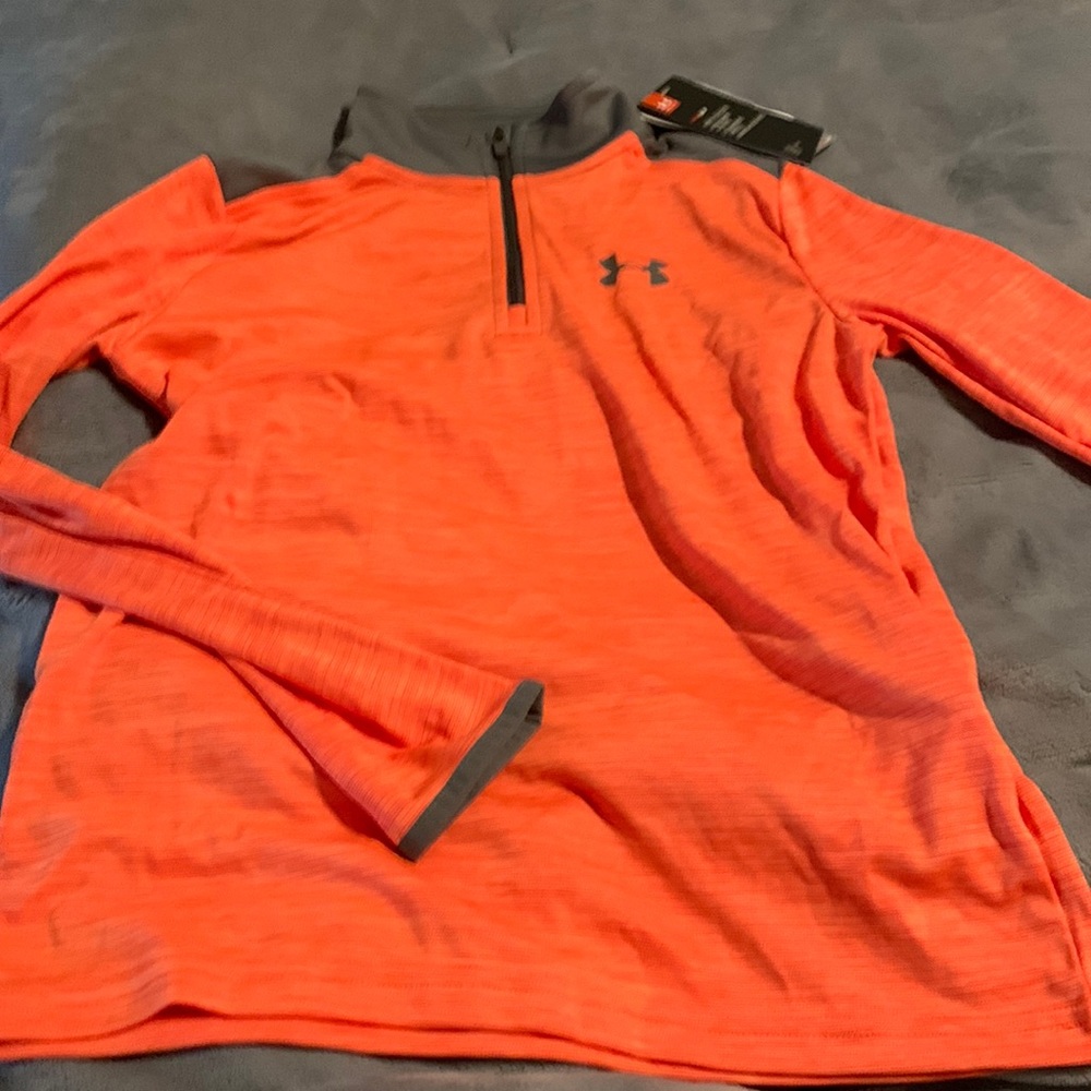 Under Armour pull over
